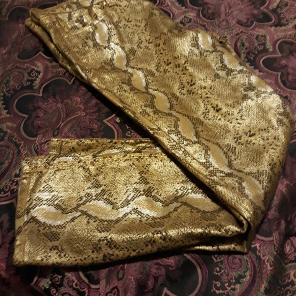 Gold Tone Snake Patterned Bundle - Picture 3 of 6